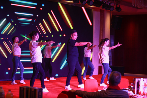 大禹漢光2018年“同心同行，共創(chuàng)未來”主題年會圓滿成功