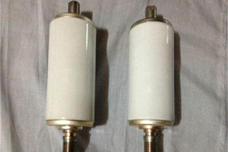 真空開關(guān)管安裝時(shí)必須注意哪幾點(diǎn)？