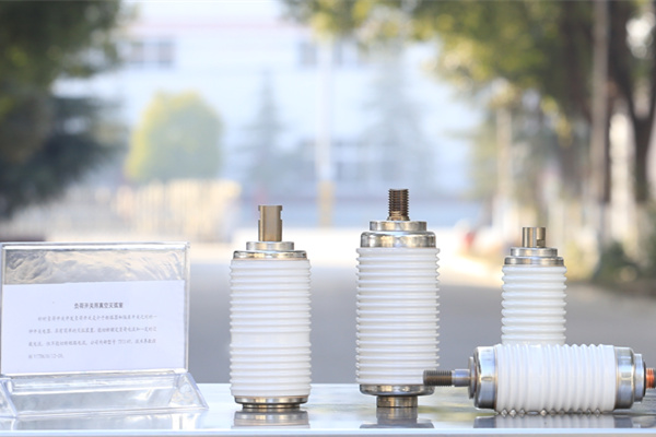 真空開(kāi)關(guān)管接觸點(diǎn)一般采用什么材質(zhì)？