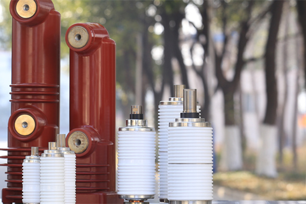 真空開(kāi)關(guān)管廠(chǎng)家難找嗎？建議這樣選廠(chǎng)家！